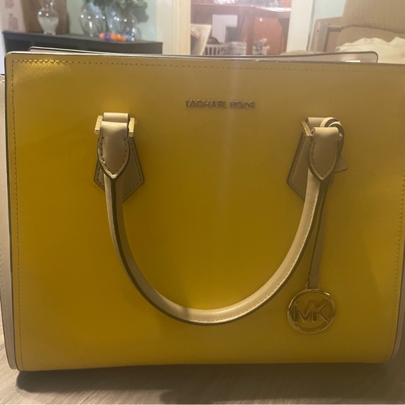 MICHAEL Michael Kors Handbags - Yellow Michael Kors hand bag